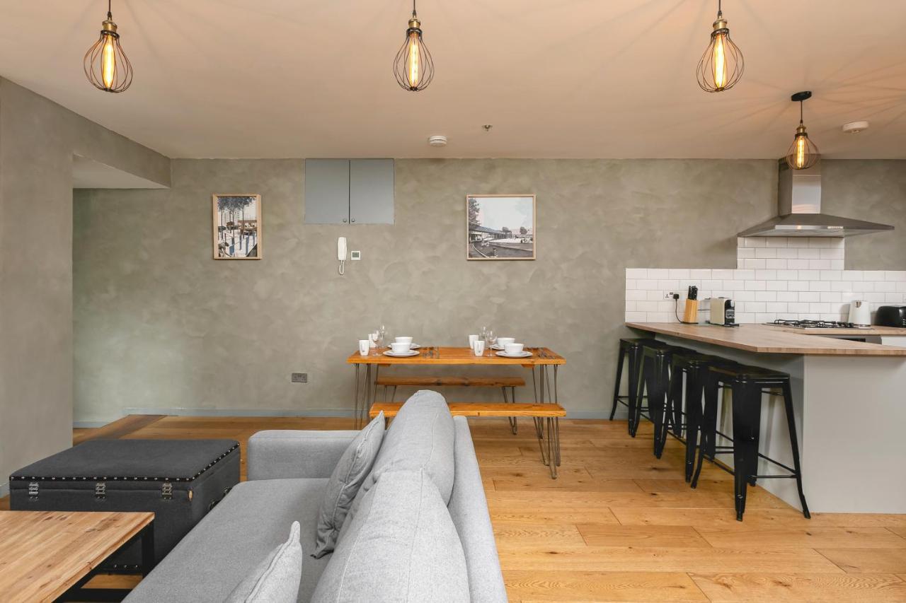 Penthousestays Nr Notting Hill - Luxury 2 Bedroom King Bed Apartment - Near Portobello Road Londen Buitenkant foto